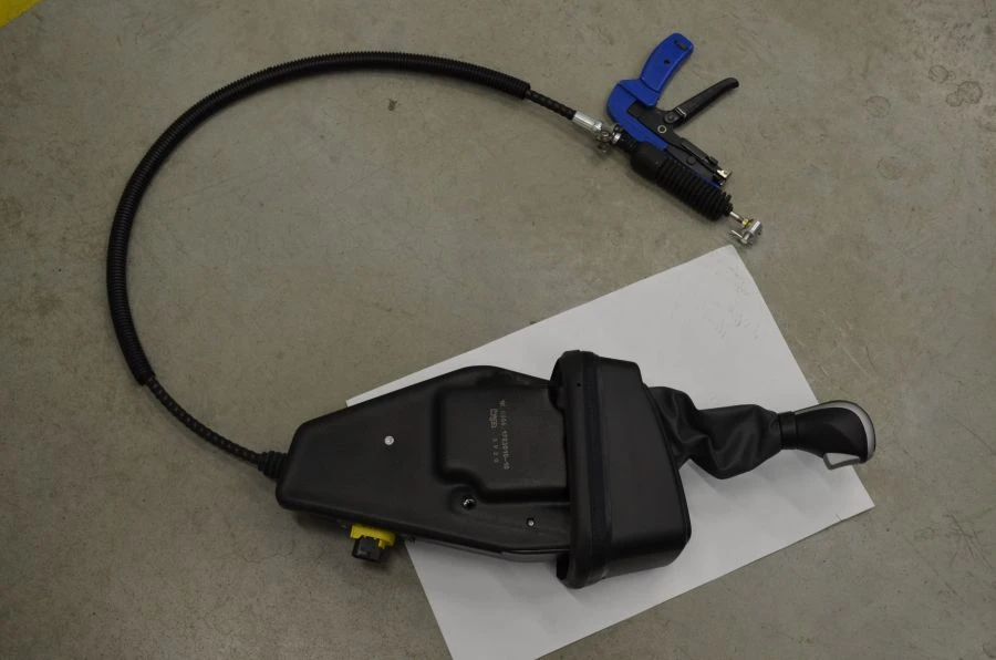 محدد تغيير التروس لنظام النقل الأوتوماتيكي 1K0806.1703010-10