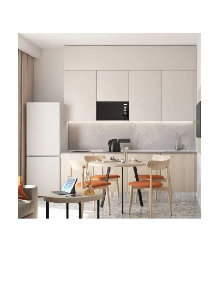 مطبخ بدون سطح عمل، بدون أجهزة مع لوحة حائط