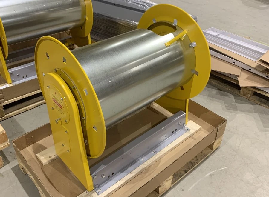 بكرة سحب غاز العادم مع محرك نابض للاستخدامات السيارات