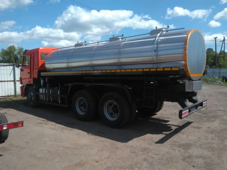 Food Liquid Transport Tank for KAMAZ KAMAZ-018/2011/TRCU-3axel-102 65117-A5, 65117-50, 65117-