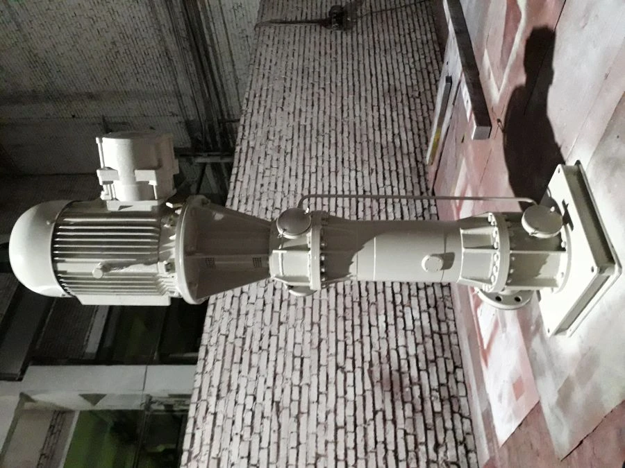 وحدات مضخات كهربائية عمودية محكمة الإغلاق مع اقتران مغناطيسي VNG-C