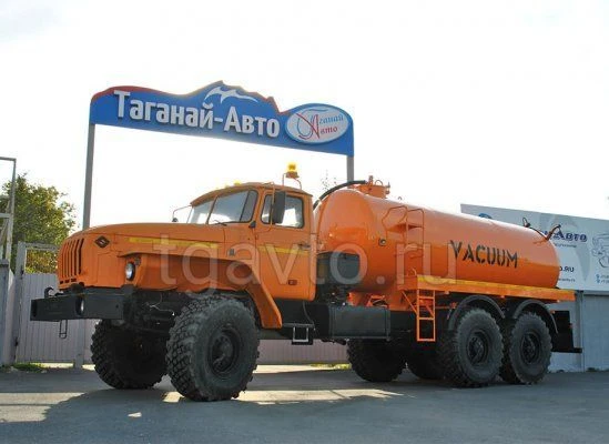 آلة جمع المكثفات النفطية والغازية نوع AKN 56702 تعديل 567521 على هيكل أورال 4320-72، 4320-74