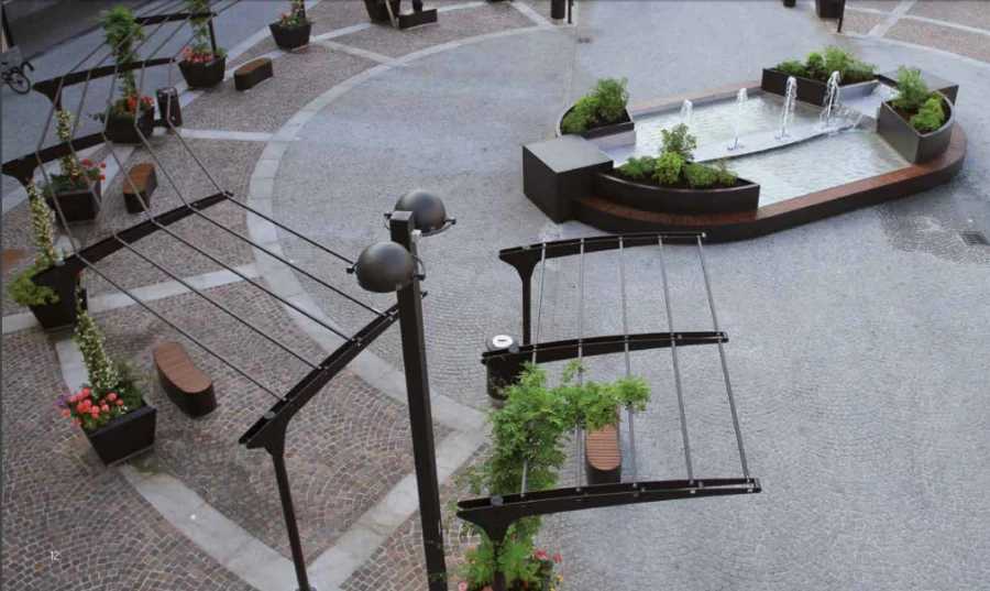 Climbing Plants Pergola for Garden Decoration