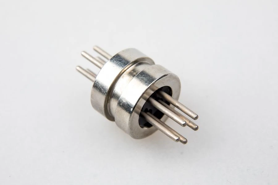VG Connector Plug for Electrical Circuits