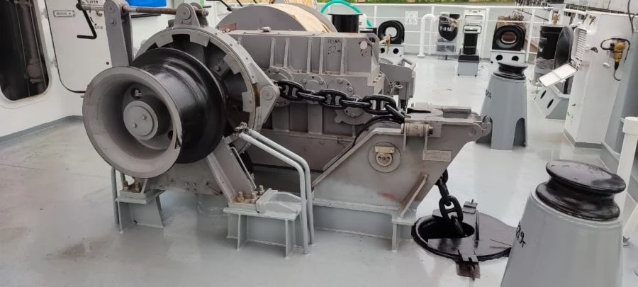 Anchor-Mooring Winch LYAШ34K3 for RSD59 Vessel