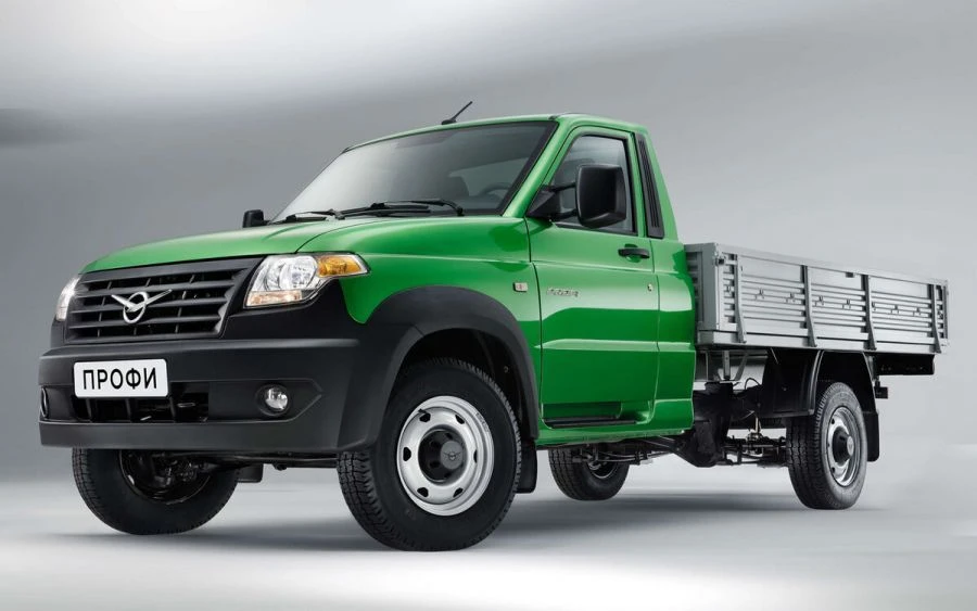 سيارة UAZ 236022-096 لجميع التضاريس