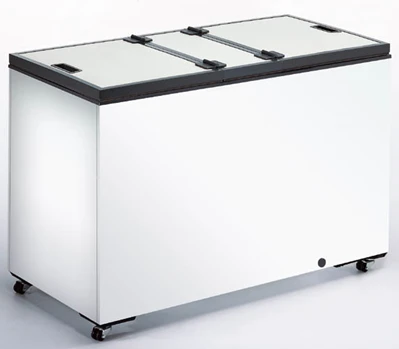Caravell Chest Freezer Model 44595 for Efficient Storage