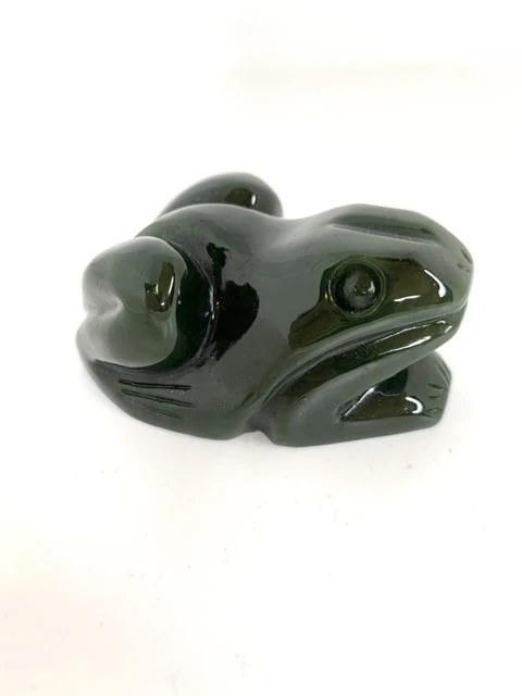 Jade Frog Figurine - Unique Decorative Craft