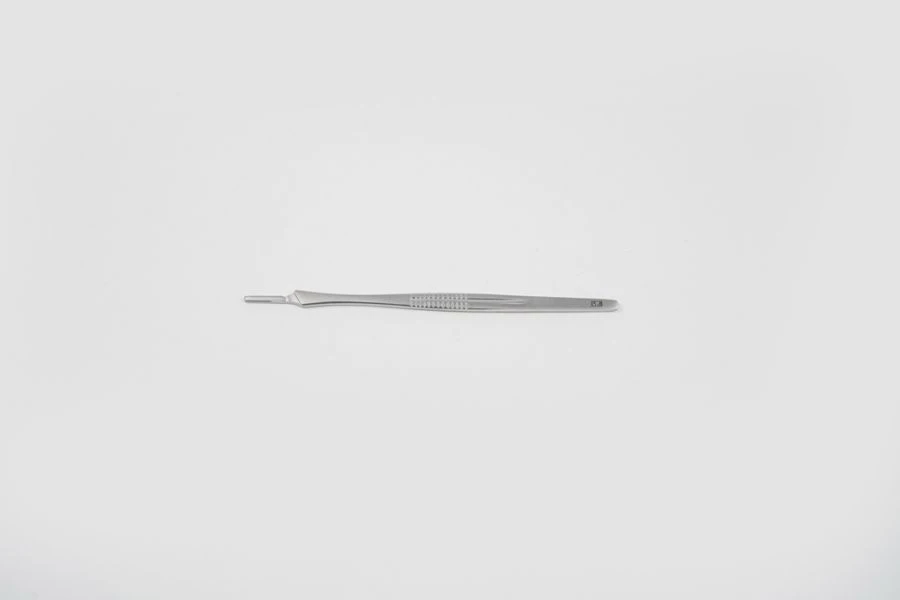 Surgical Scalpel Handle for Removable Blades, 160 mm
