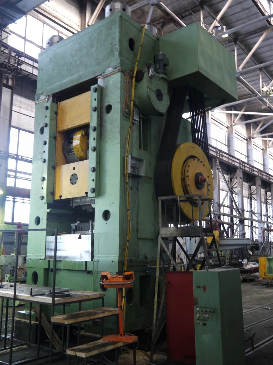 ماكينة ضغط ميكانيكية للضغط والسكب ك8344