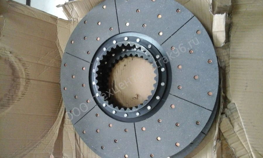 Driven Disc 18-14-135SB for T-130, T-170, B-10 Bulldozers