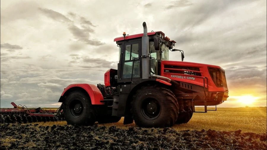 تراکتور زراعي بعجلات كيروفيتس ك-525 ستاندرد