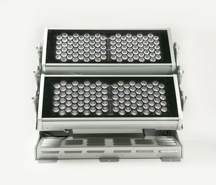 IntiSTARK 400W LED Spotlight for Architectural Lighting