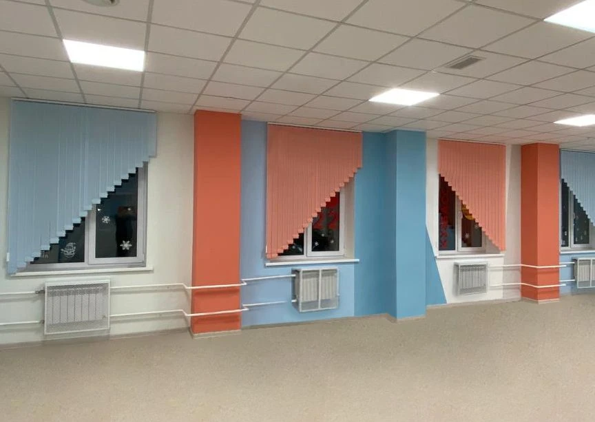 ستائر قابلة للتعديل للتحكم الأمثل في الضوء