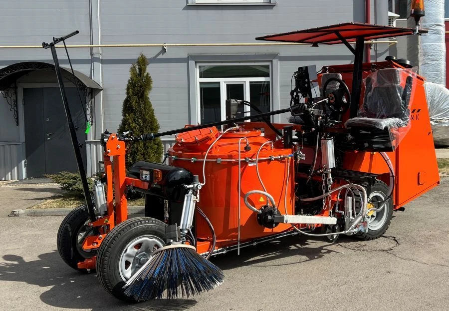 آلة وضع علامات الطريق MDR-5 TK550