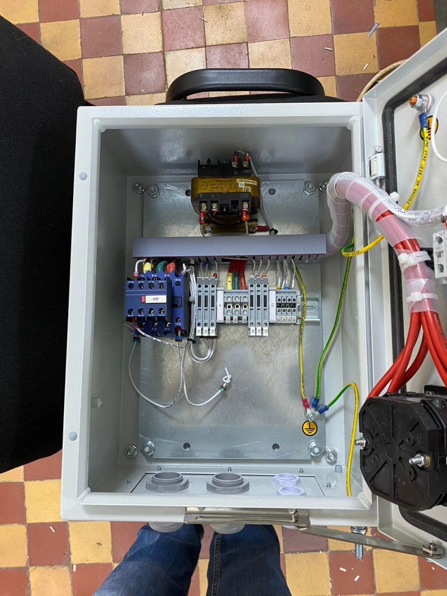 Compact Electromagnetic Starters PEM Series