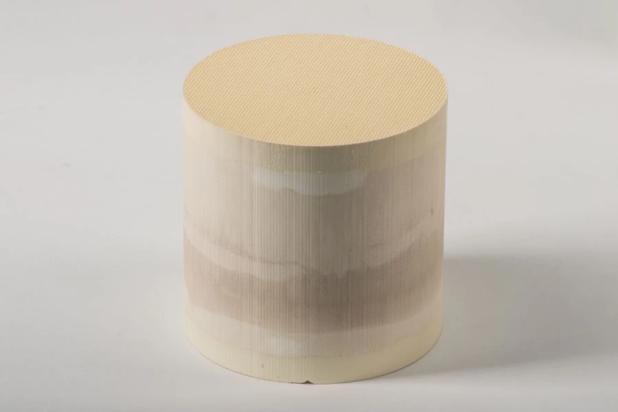 المحول الحفاز لمحركات الاحتراق الداخلي TAUS.723635.436