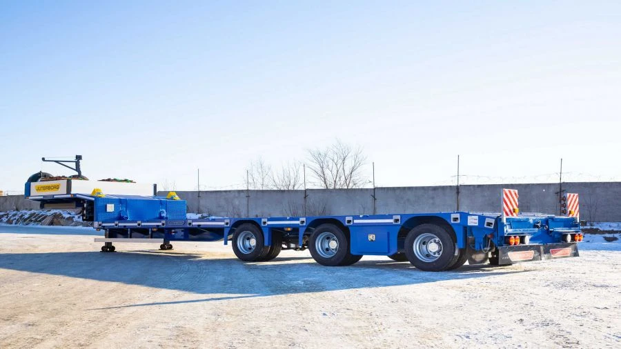Specialized Heavy-Duty Semi-Trailer 98523 with Metal Modifications