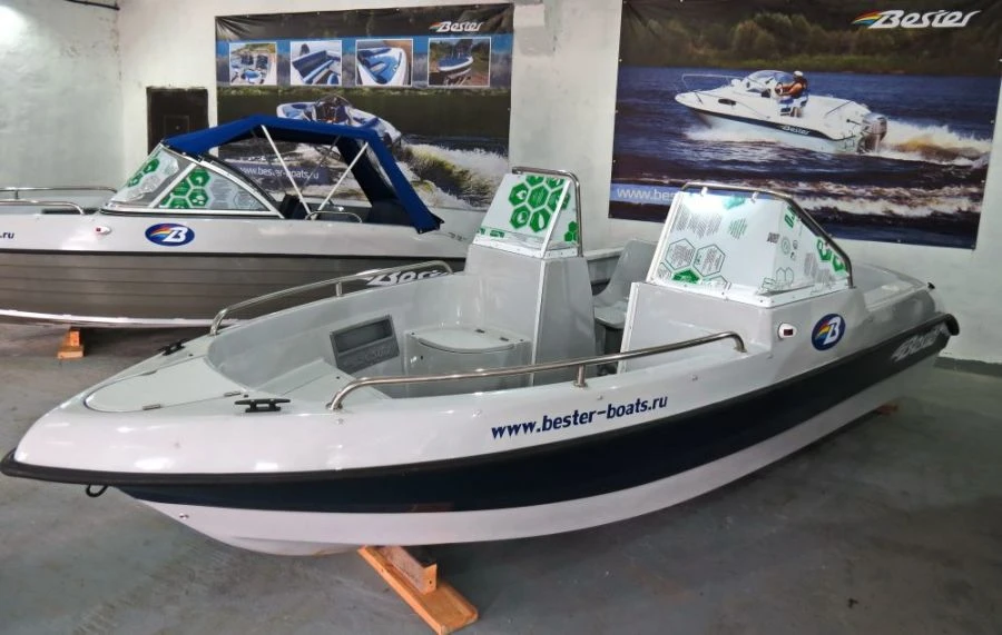 Bester-480R Fiberglass Motor Boat