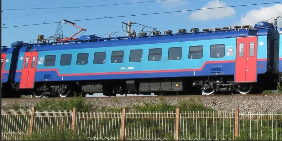 EP3D Class 1 Motor Car Model 62-384 for Passenger Transport