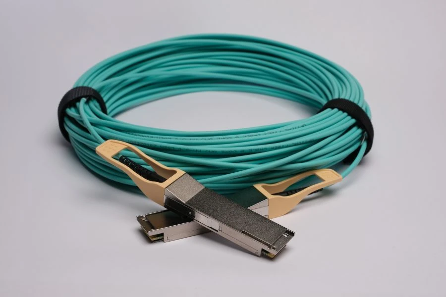 تجميعات الكابلات البصرية النشطة (وحدات AOC) NR-SFP-10G، NR-QSFP-4X10G، NR-QSFP-40G، NR-QSFP-100G، NR-QSFP56