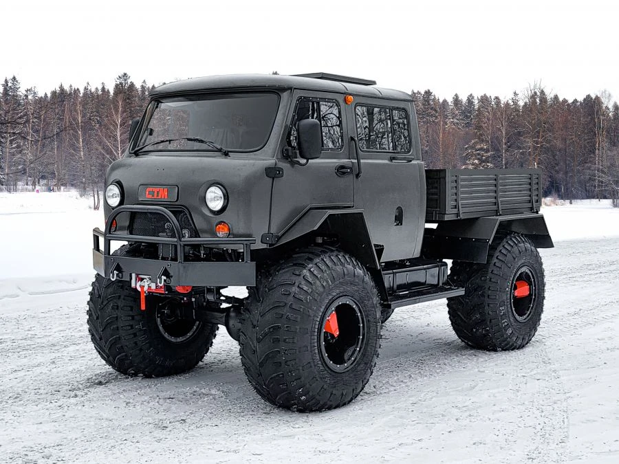 Snow and Swamp Vehicle STM-39932