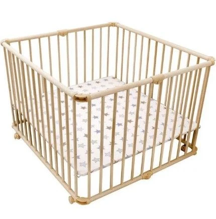 ملعب أطفال خشبي مع عجلات