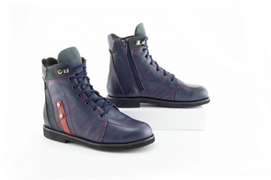 أحذية طبية دافئة للأطفال مع جهاز معقد