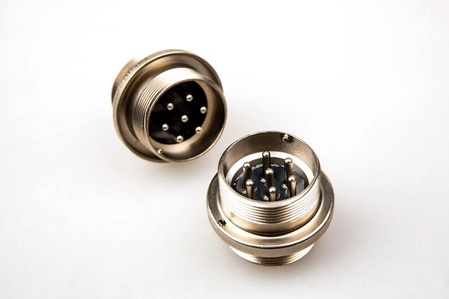 موصل (فيش) خاص أسطواني 2RMGSPD