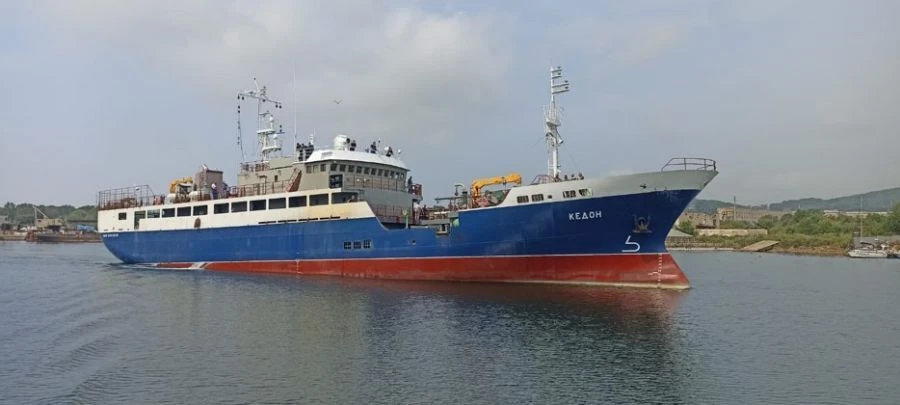 سفينة صيد السلطعون مشروع 03141 "كيدون" رقم 142