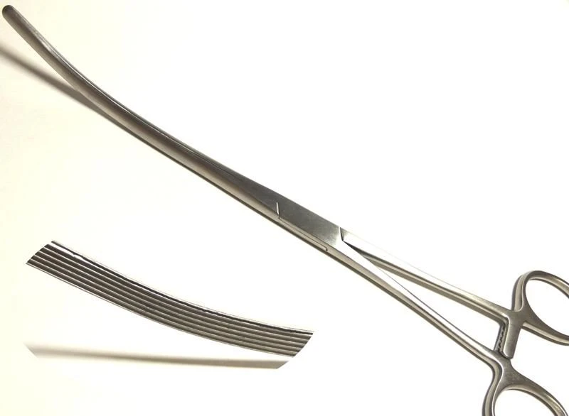 Specialized Surgical Clamps for Tissue Compression and Manipulation