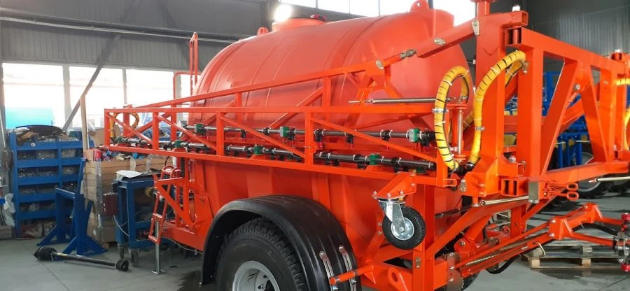 موزع سائل لمكافحة الجليد في المطارات ماغ-أيرو