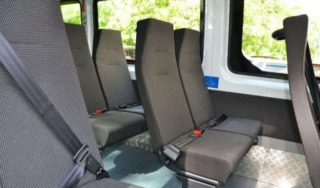 مقعد سيارات كاشس-6840120 الجانبي الأيمن لراكبين مع حزام أمان نقطتين