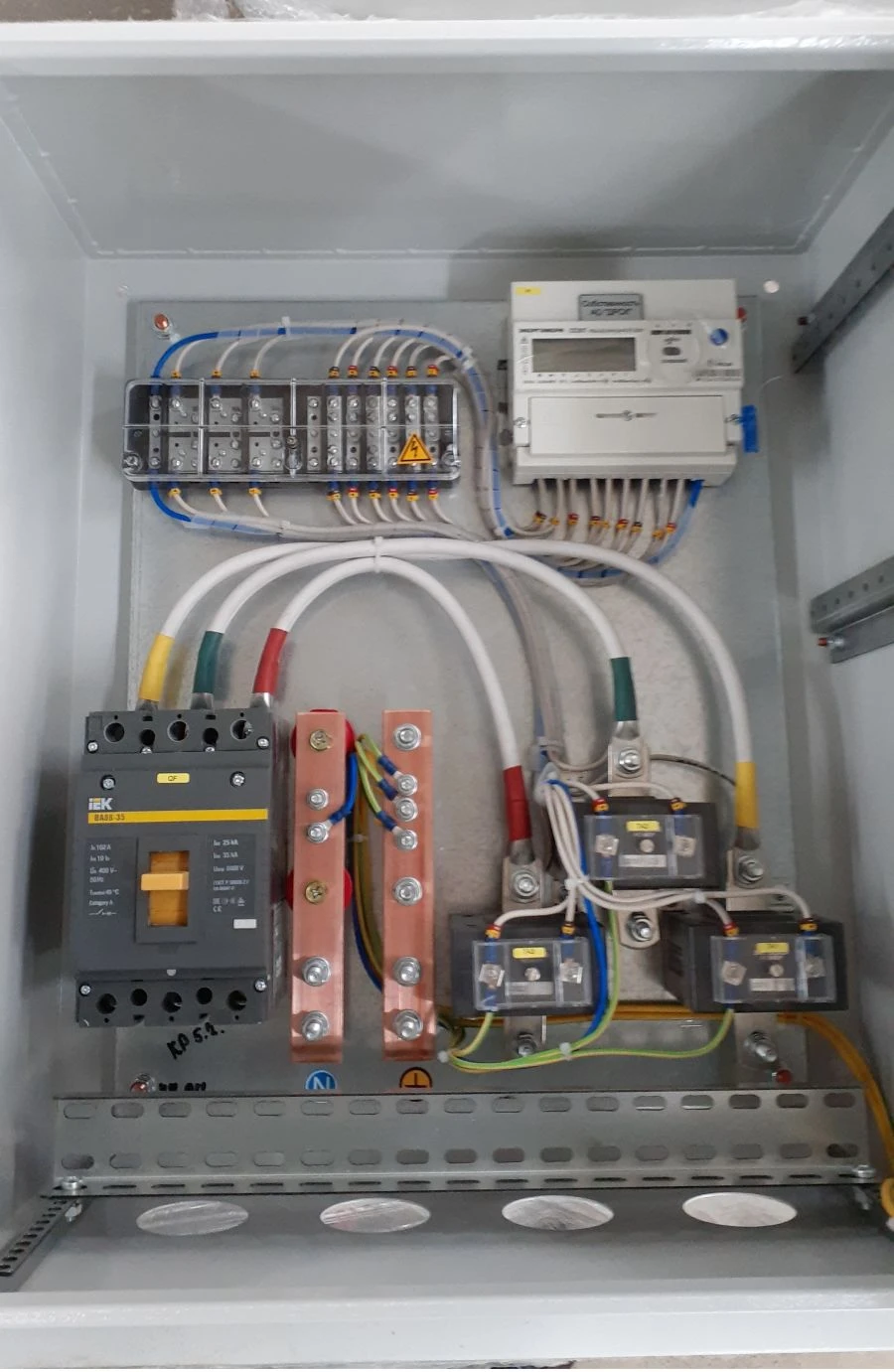 Low Voltage Complete AC Device EKSA Type CU (Metering Panel) Up to 1000A