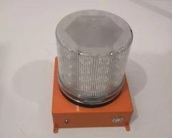 Aerodrome Battery-Powered Single Color Signal Beacon