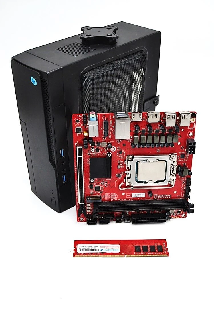 Personal Computer ET519-P-USFF1 with Intel LGA1700 Processor