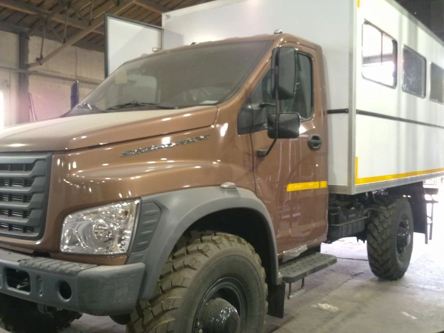 Specialized Passenger Bus for Crew Transportation Model 303413