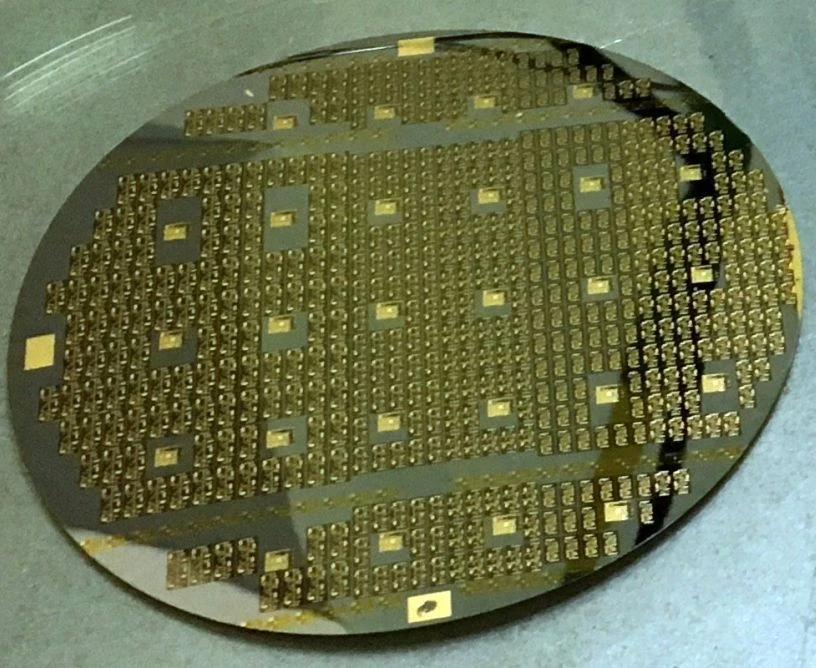 Gallium Arsenide Semiconductor Plates with GA05-D-L-01 Components