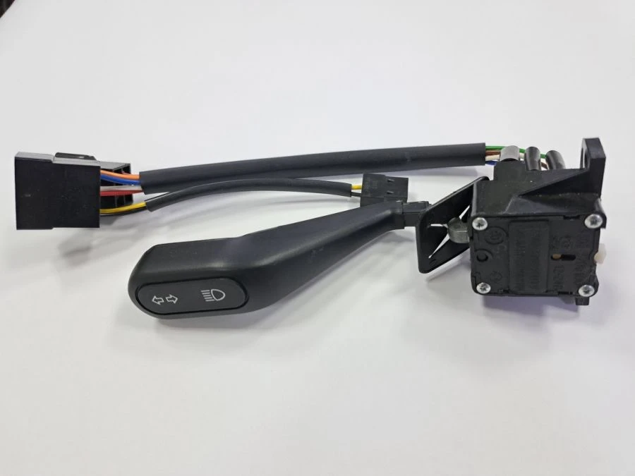 Light Signal Switch for Vehicle Control 3302-3709100