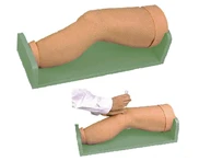 نموذج تدريب على سحب السائل من مفصل الركبة L72/CS6263