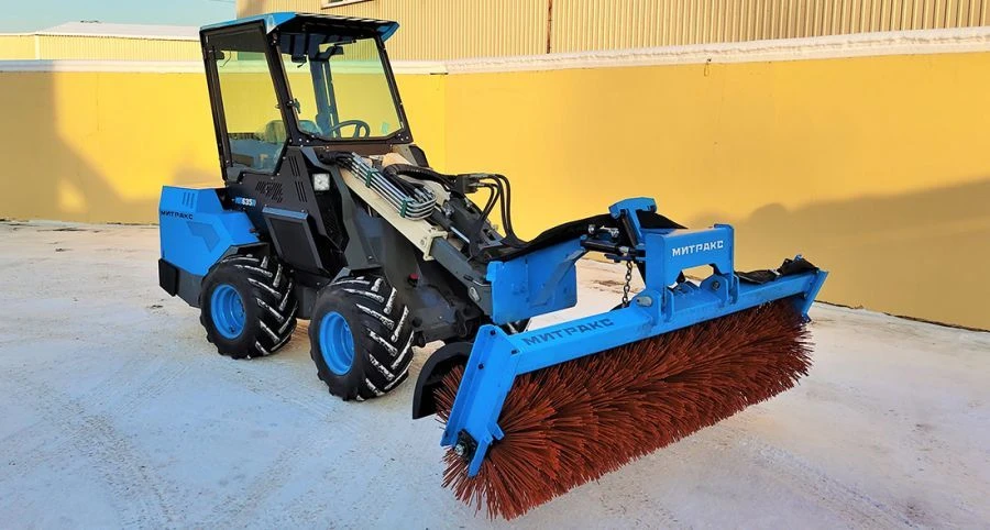 Industrial Tractor Mitrax MP-635