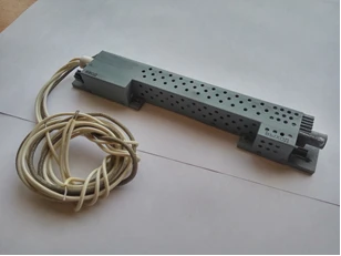 مصباح الموجة المتحركة UV-529