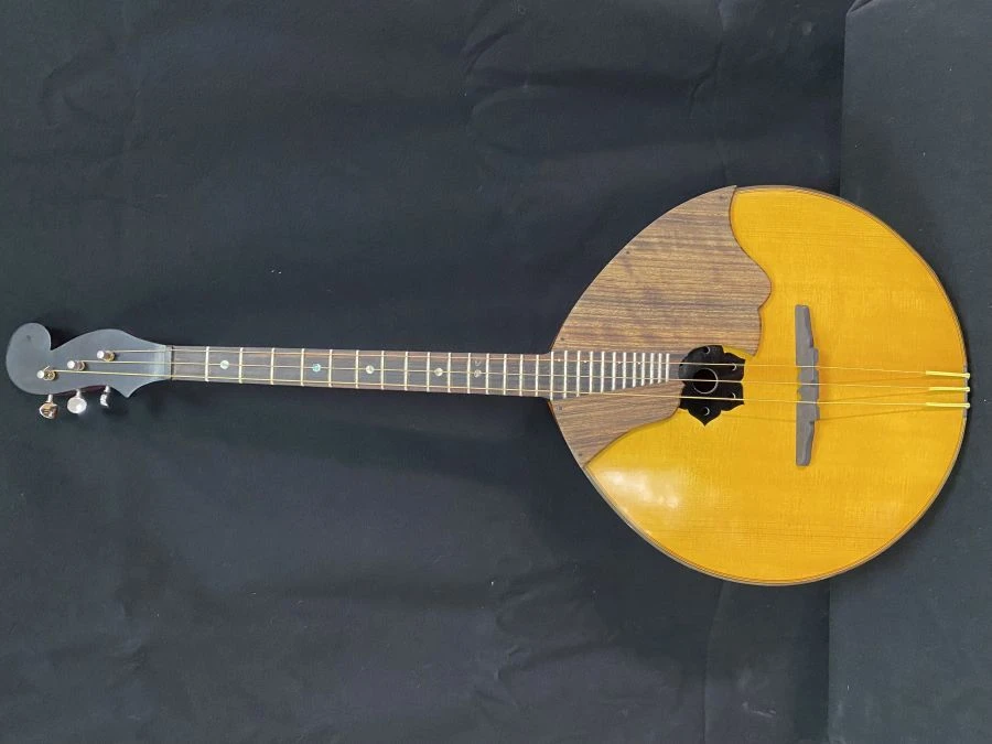 دومرا ألت - الفئة الأولى - جسم صنوبر رنان