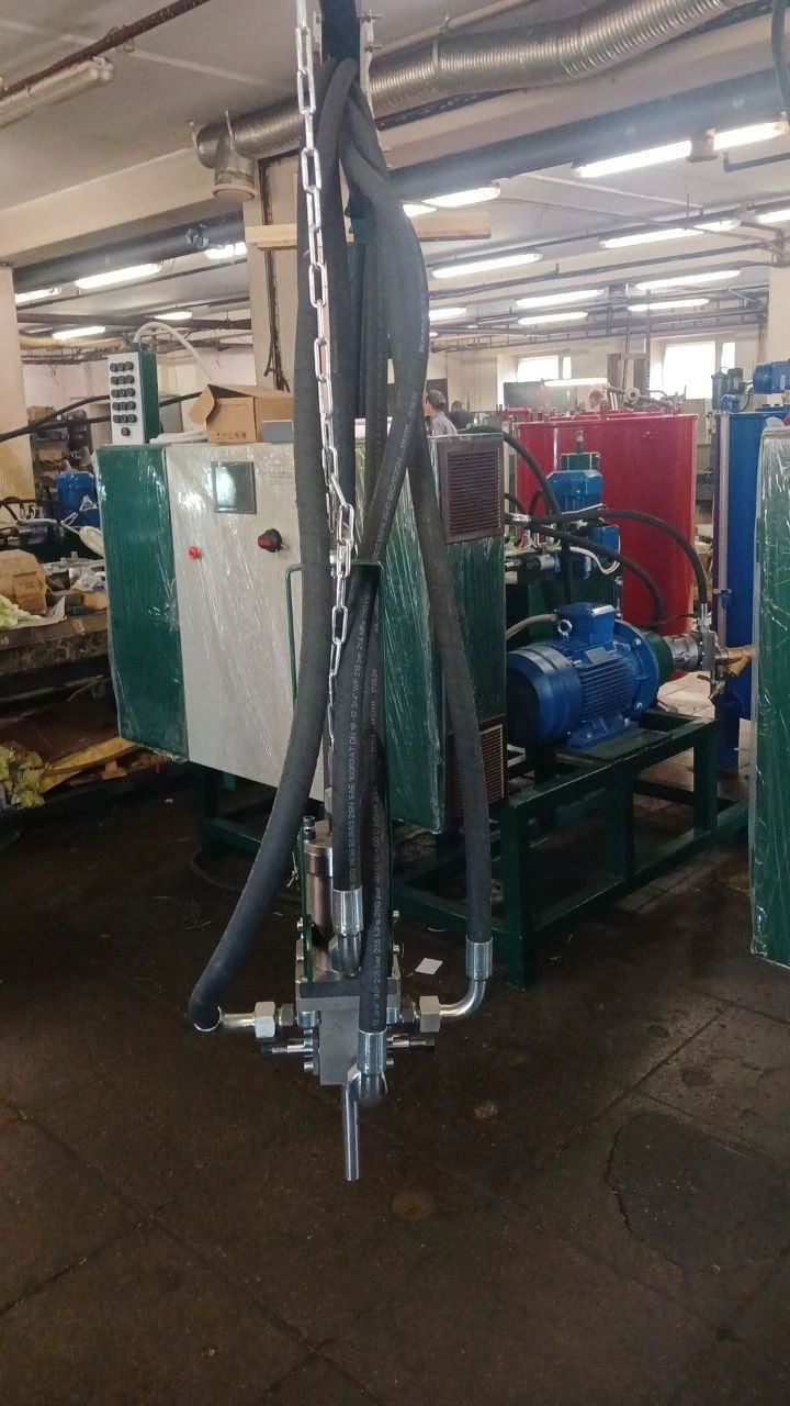 آلة حقن الضغط العالي للأجزاء الشكلية