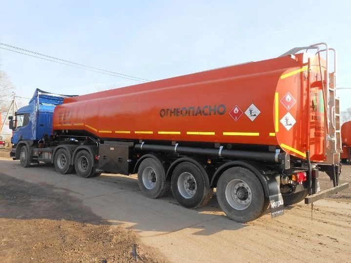 Steel Tank Semi-Trailer for Transporting Oil Products Model 9639D