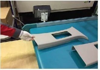 التجميع العلوي لغطاء العمود المركزي الأيمن للسيارات الخفيفة