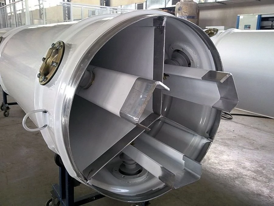 MidCura Closed Conductor Rails for 6-10kV Applications