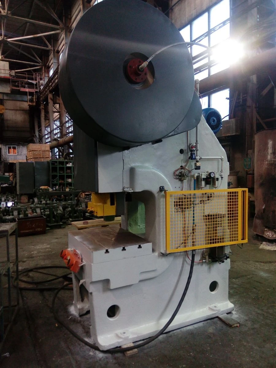 Open Single-Crank Mechanical Press K2130B for Punching and Stamping