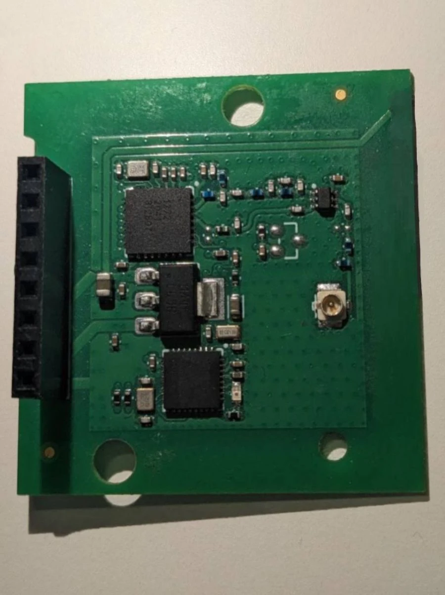 وحدة راديو LoRaWAN مع موصل UFL LRTX-868-UFL-CAZ27