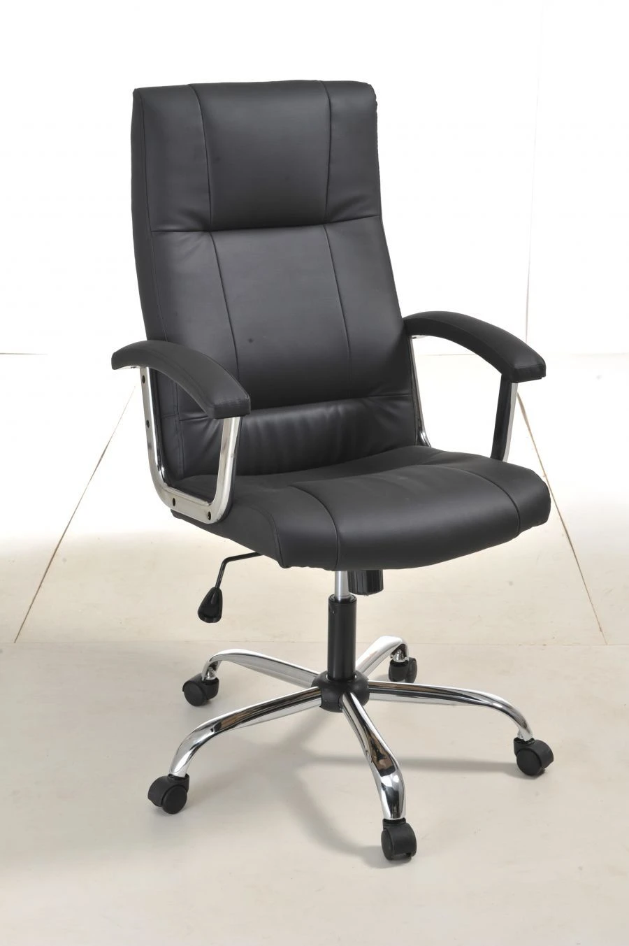 Comfortable Lola Chair for Home and Office Use